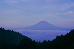 雲海の向こうに冨士山