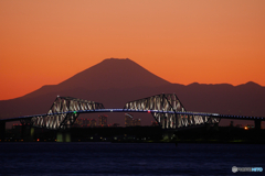 富士山　東京ゲートブリッジ