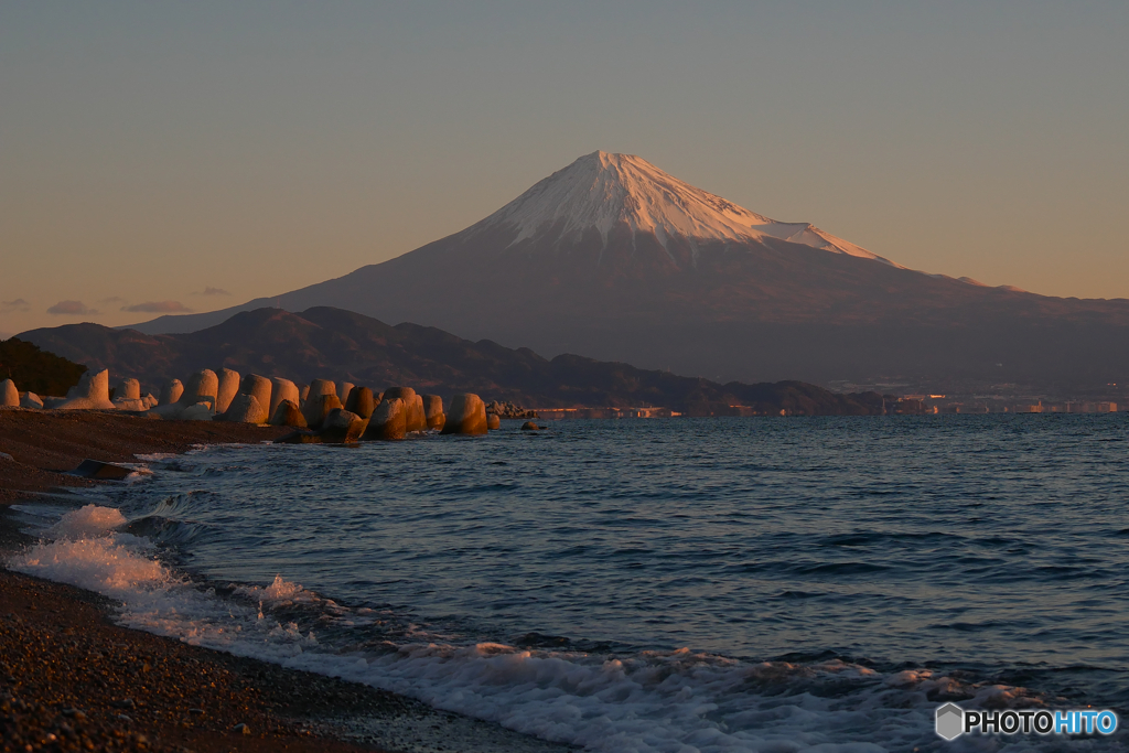 三保から新年の富士山