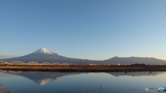 富士山水鏡