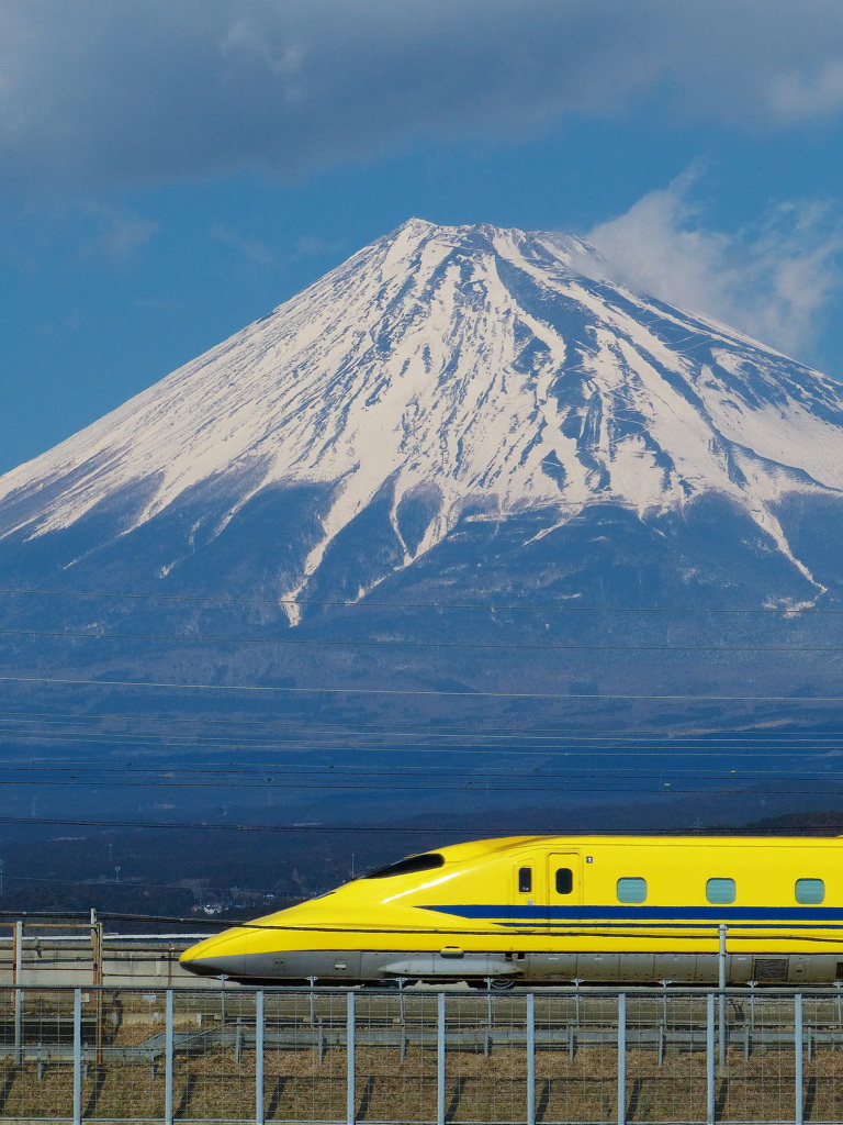 富士山 ドクターイエロー By Ysan Id 写真共有サイト Photohito