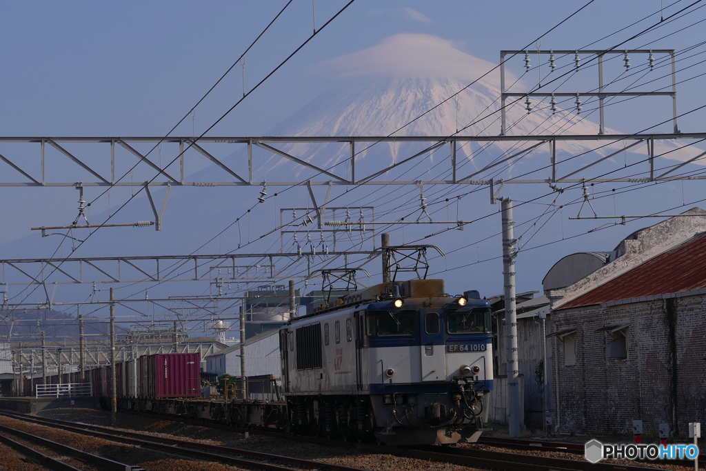 3075レ　EF64-1010