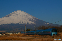 特急あさぎりと富士山