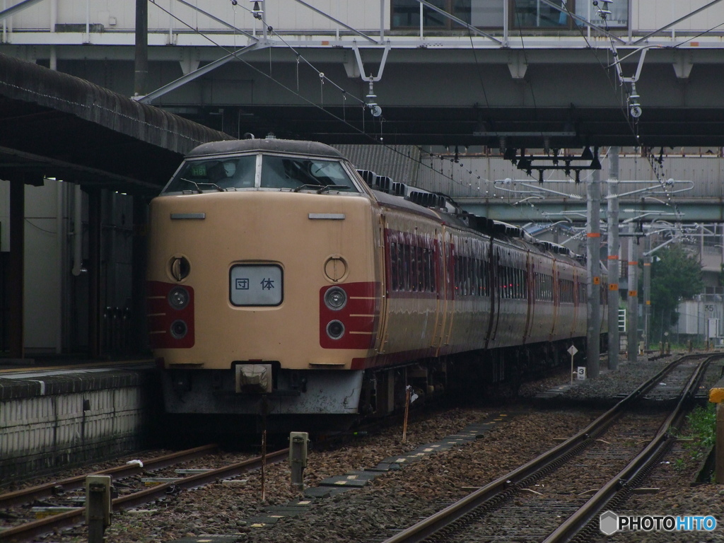身延線を走る189系団臨＠富士宮駅