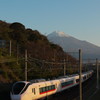 富士山とE657