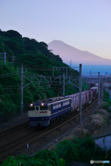 EF65－2139に富士山