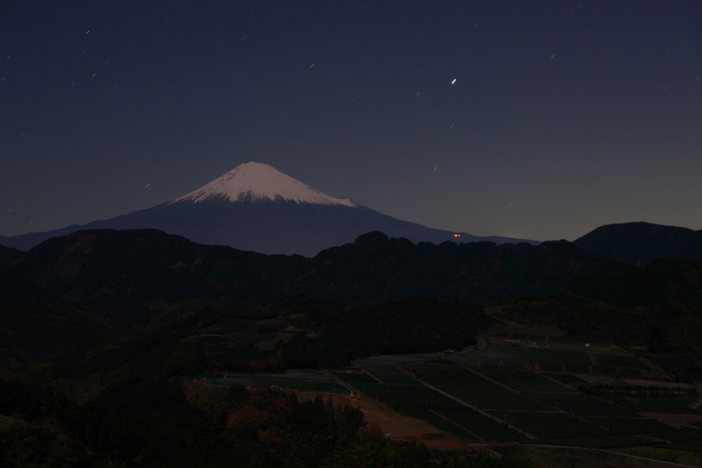 月明かりに…富士山