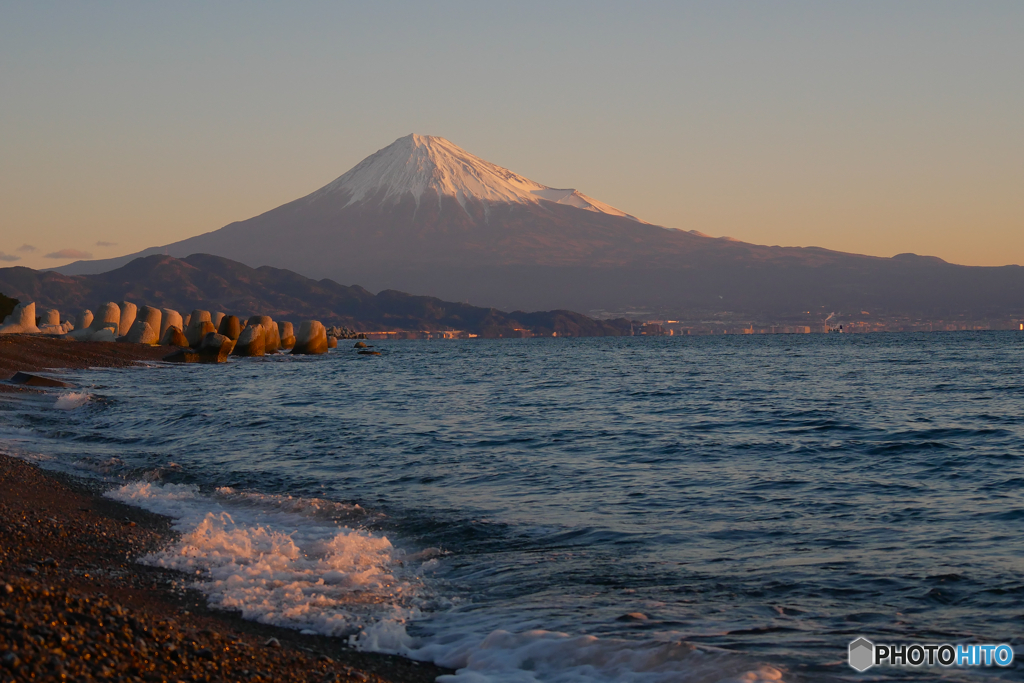 三保から新年の富士山