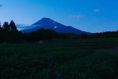 真夏の夜の富士山