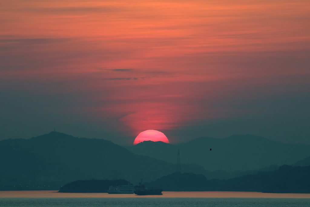 瀬戸内の朝 (2) 16.05.24