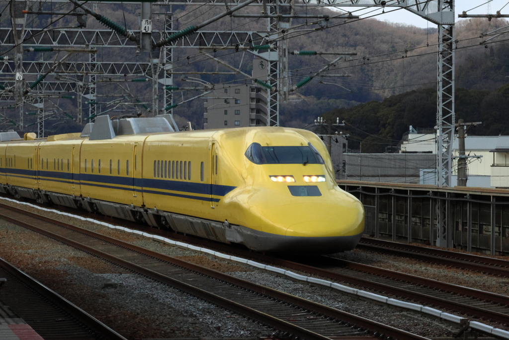 ドクターイエロー 230129-301