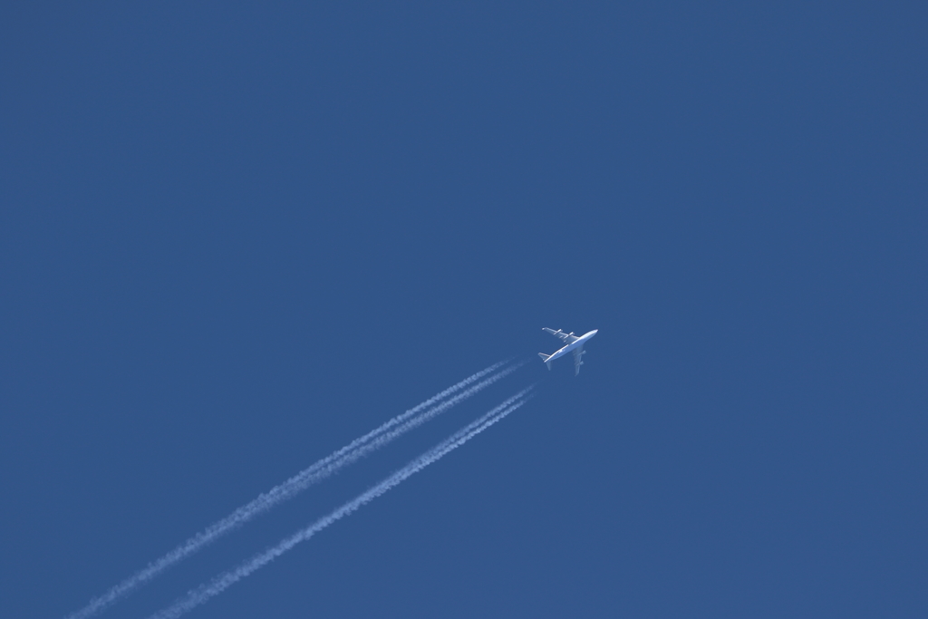 飛行機雲　170518