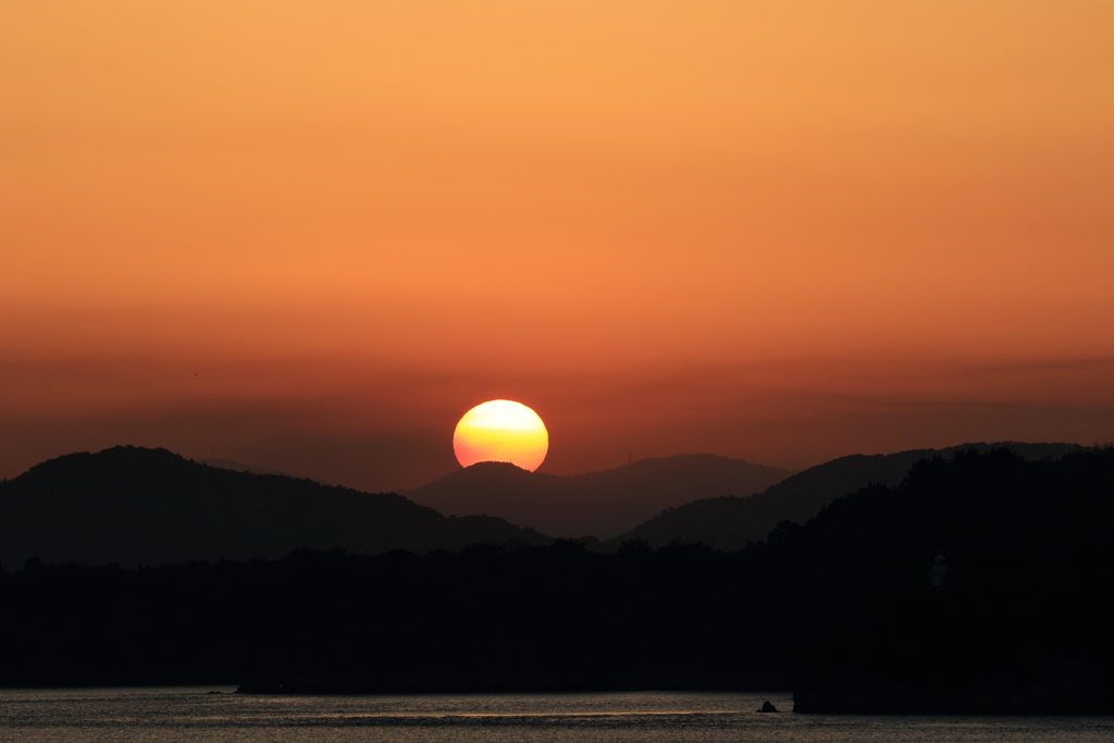 瀬戸内の夜明け(2)  17.05.02-