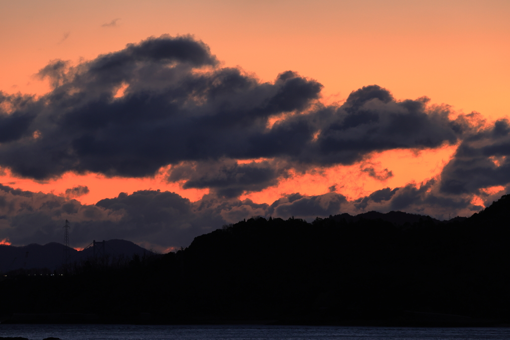 瀬戸内の朝 (1) 251227-685