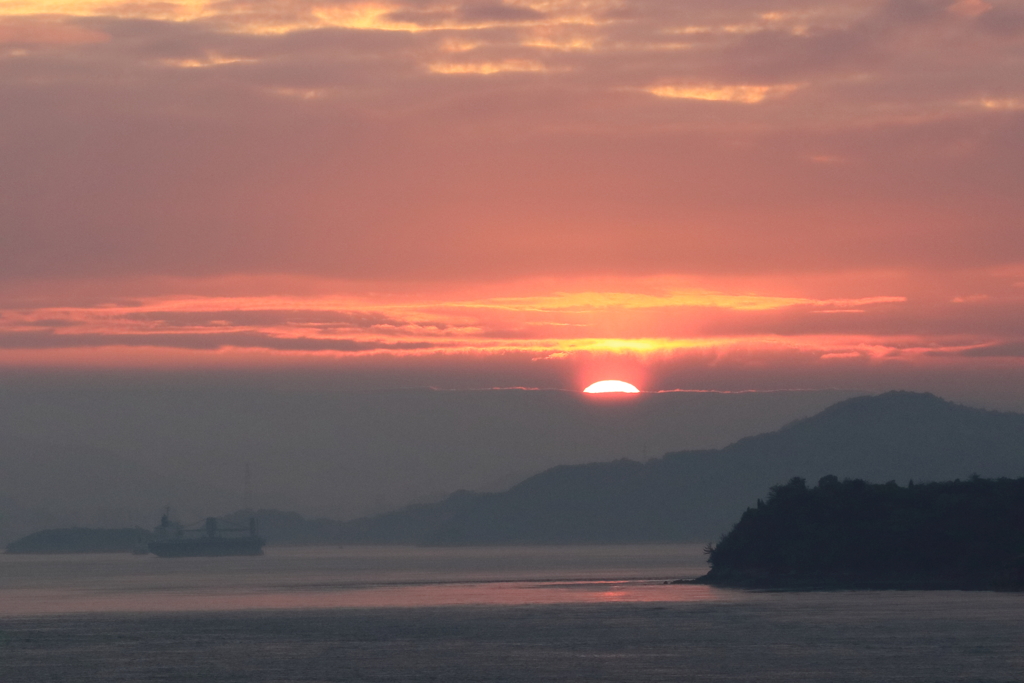瀬戸内の朝(1) 210514-625