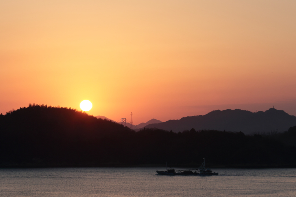 瀬戸内の朝(2) 190314-827