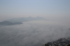 霧の朝（３）　15.03.17 