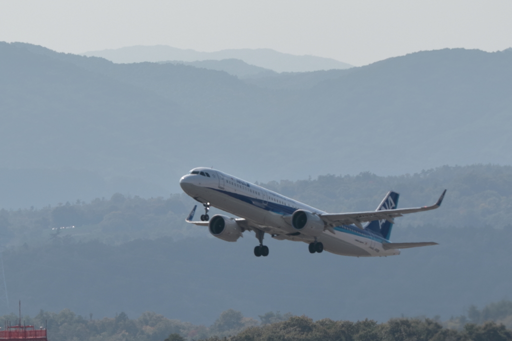 ANA take off 181025-411