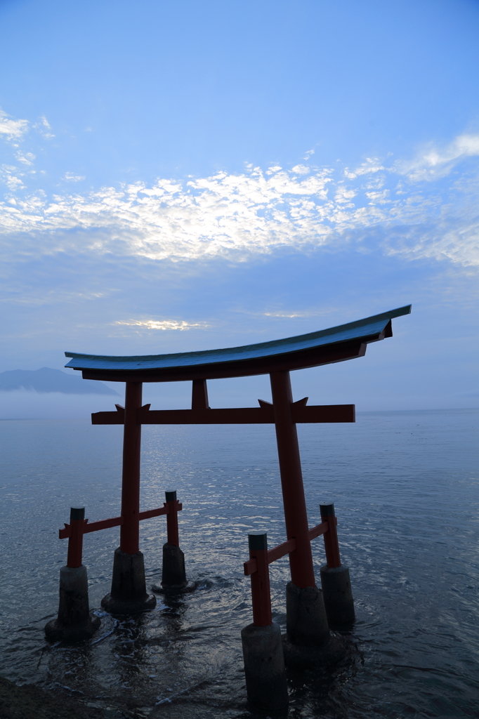 海の鳥居