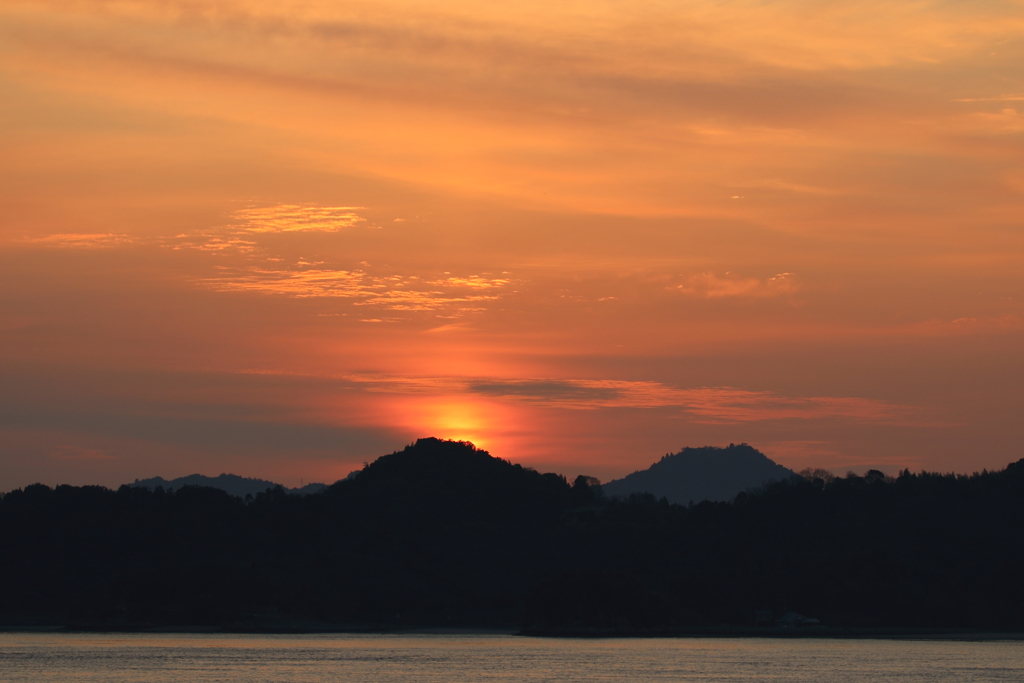 瀬戸内の朝(2)  180228-512