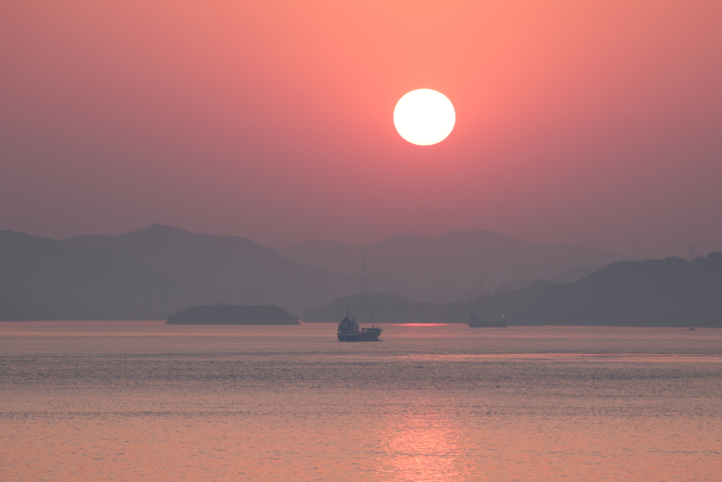 瀬戸内の朝 190525-411
