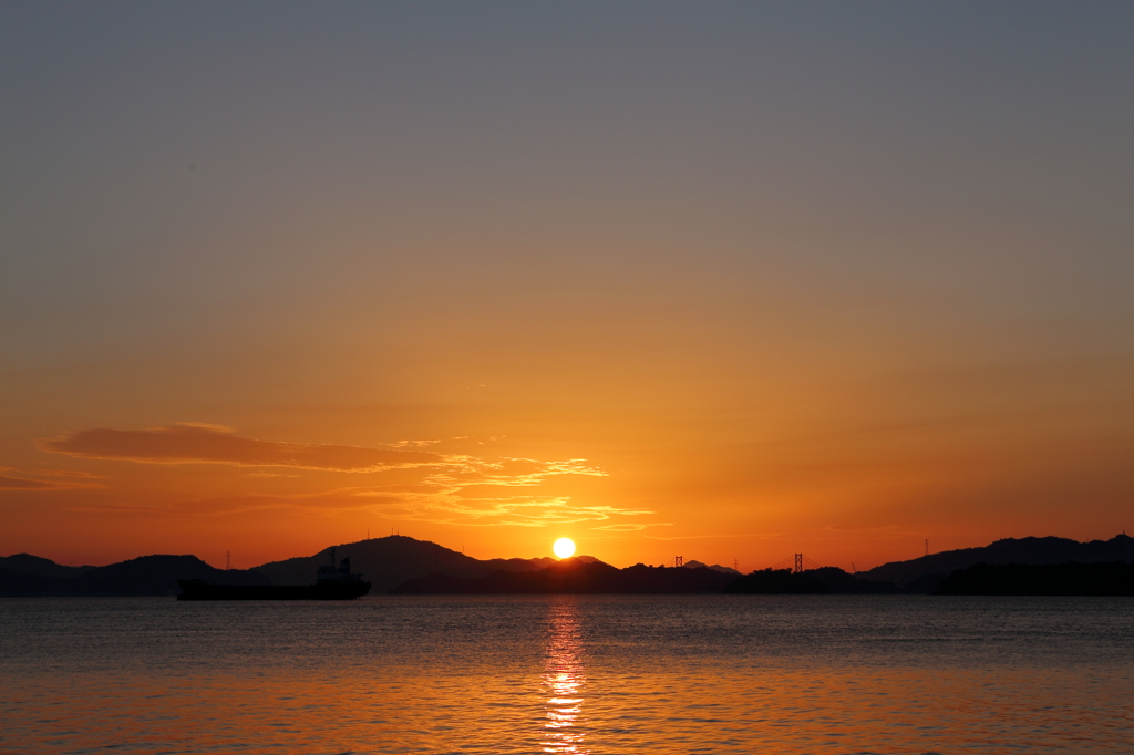 瀬戸内の朝 (4) 15.10.08