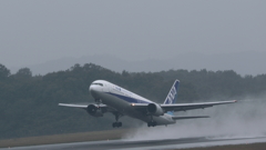 ANA (1) Take off 170927