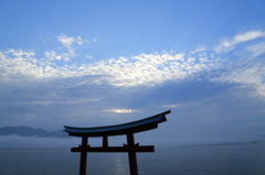 夏の海霧 ②