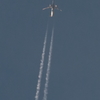 早朝の飛行機雲 180714-734