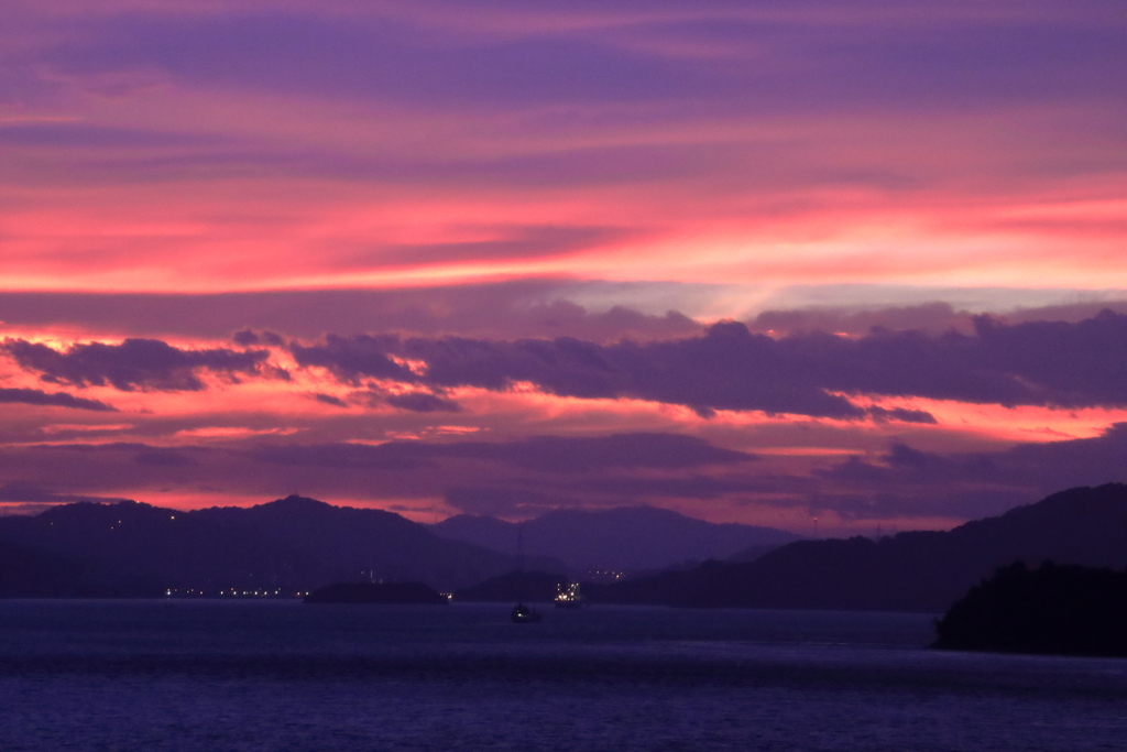 瀬戸内の朝(1)　180703-813