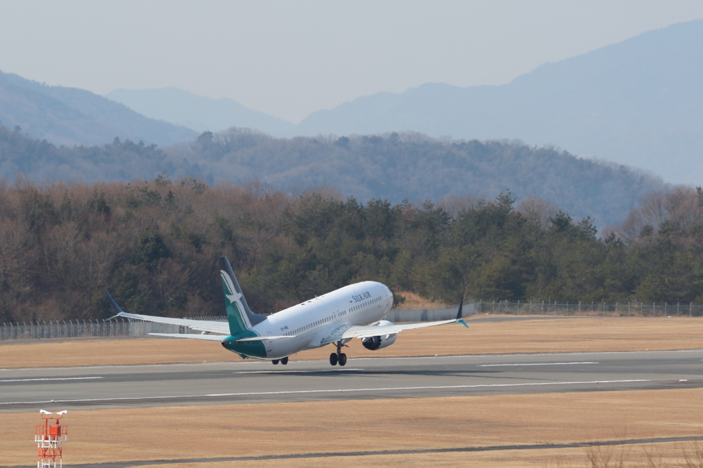 SILK AIR  Take off 180208-253
