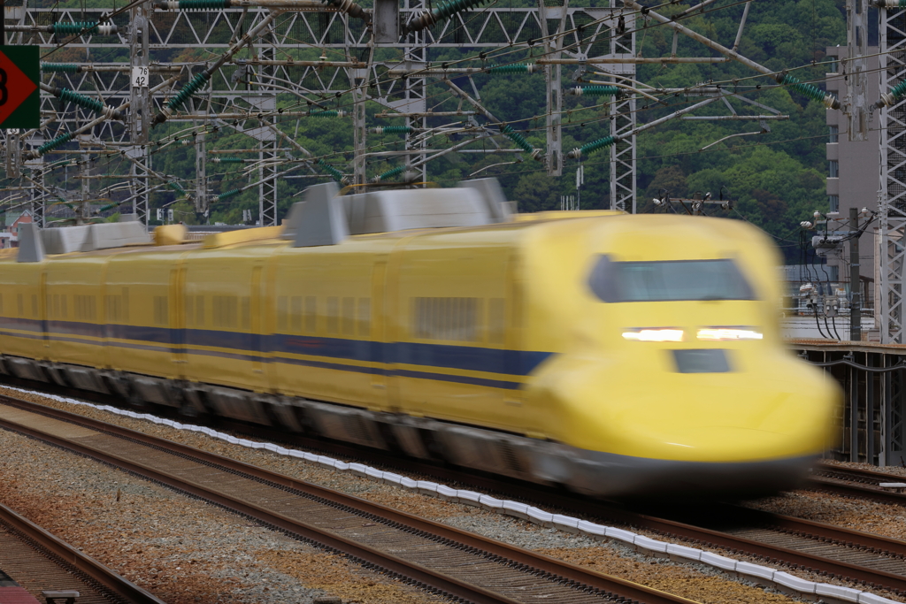 ドクターイエロー 230426-540