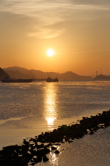 瀬戸の夜明け（３） 15.02.21