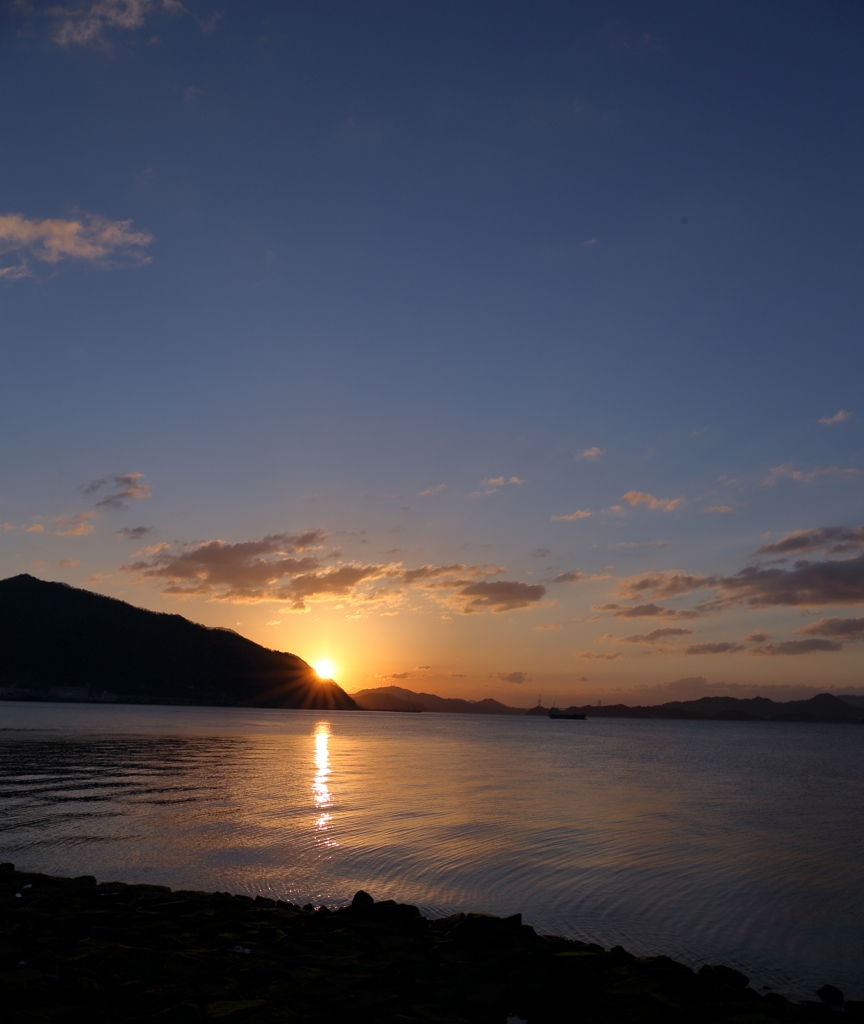 夜明け (4) 15.03.11