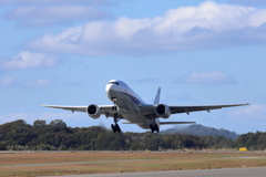 ANA take off 241107-975