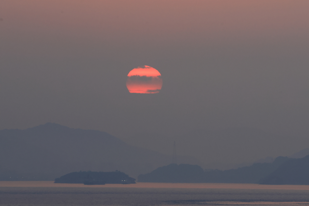 瀬戸内の朝 (1) 250716-325