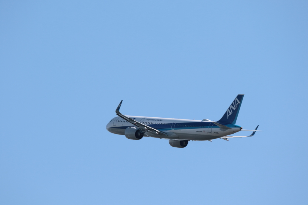 ANA 上昇中(2)  181025-432