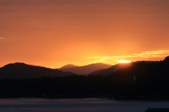 新しい朝がやってきた(1) 180817-012