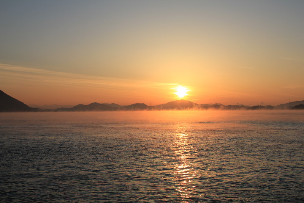 日の出（３月）