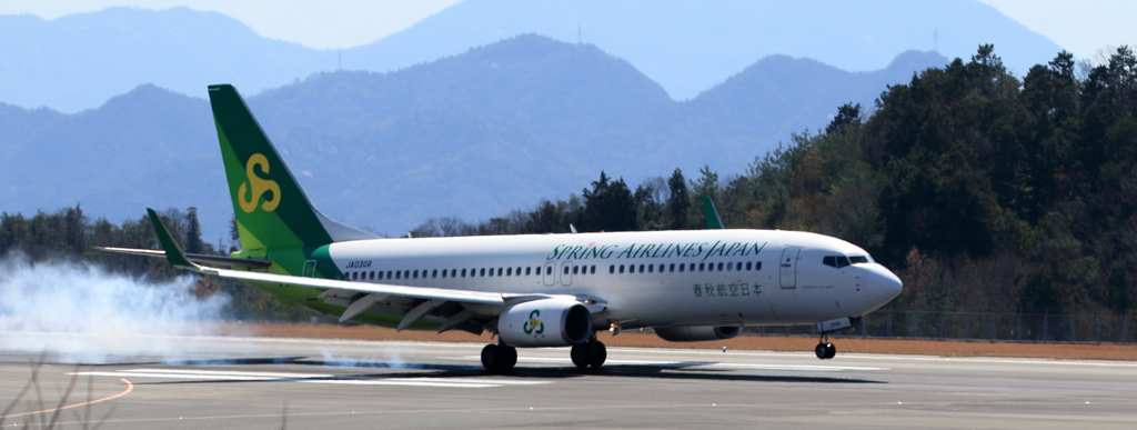 春秋航空 landing 200323-226 