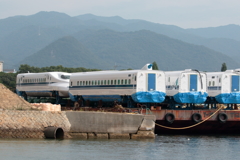 海上に新幹線現る(1) 180728-801