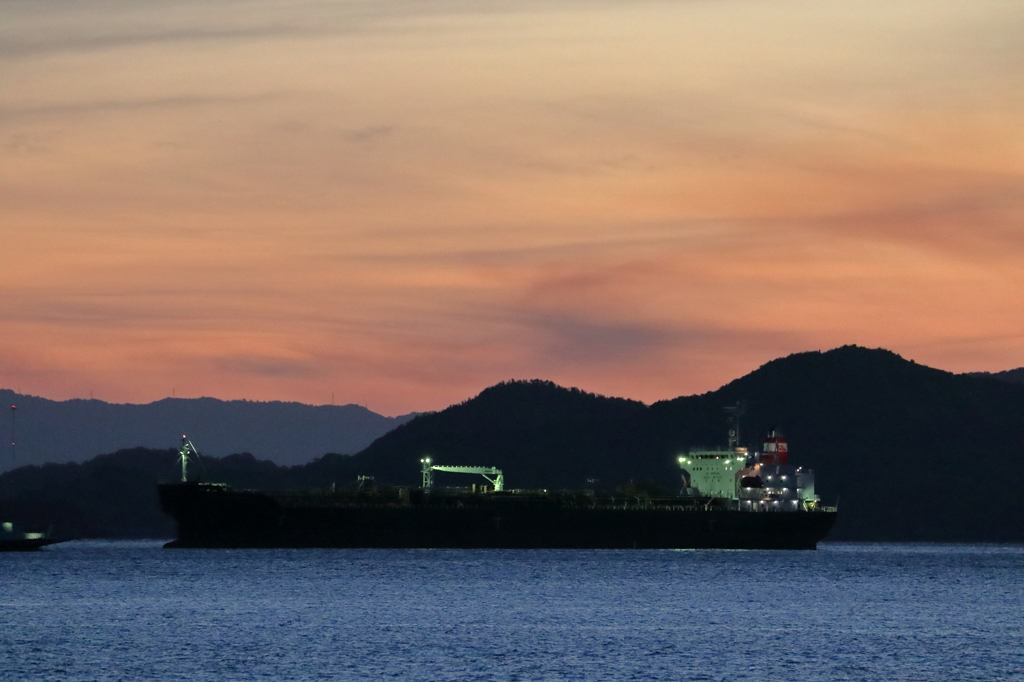 瀬戸内の朝 (2) 15.11.11