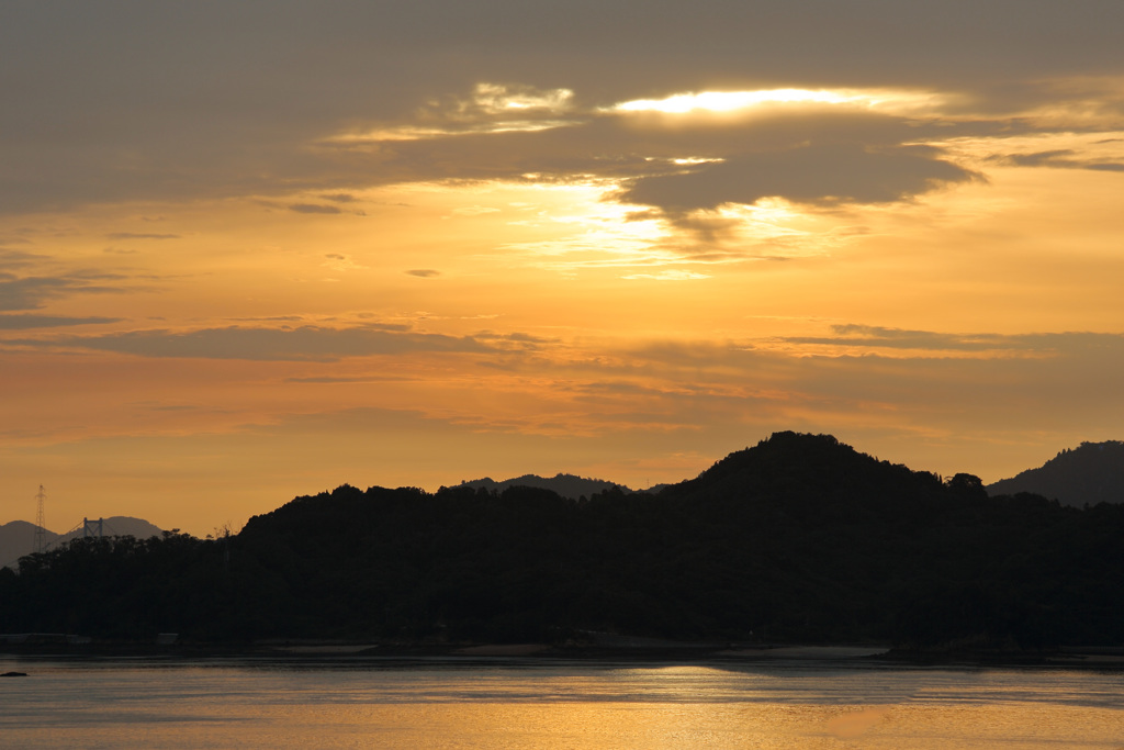 瀬戸内の朝 16.10.04