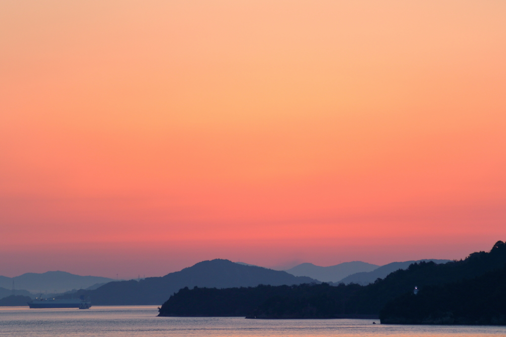 瀬戸内の朝 (1) 16.04.30
