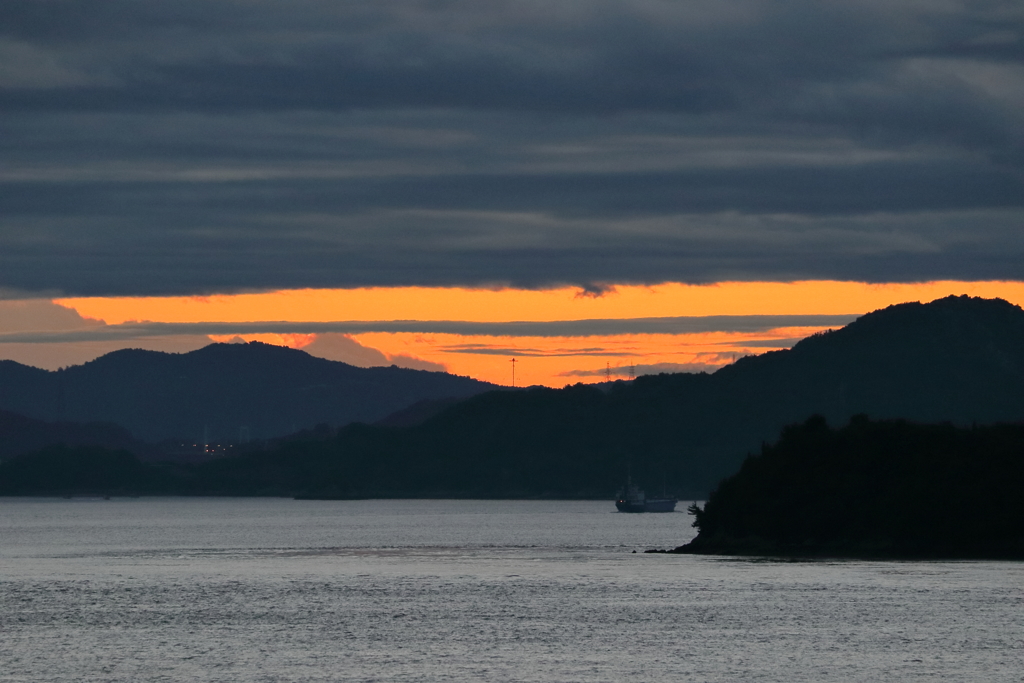 瀬戸内の夜明け(1) 170812-1