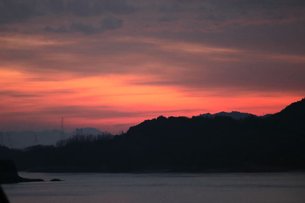 瀬戸内の夜明け 171126-