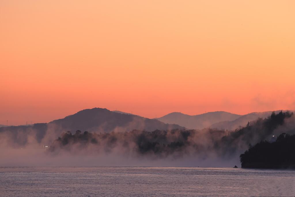 海霧の朝 (4) 251216-375
