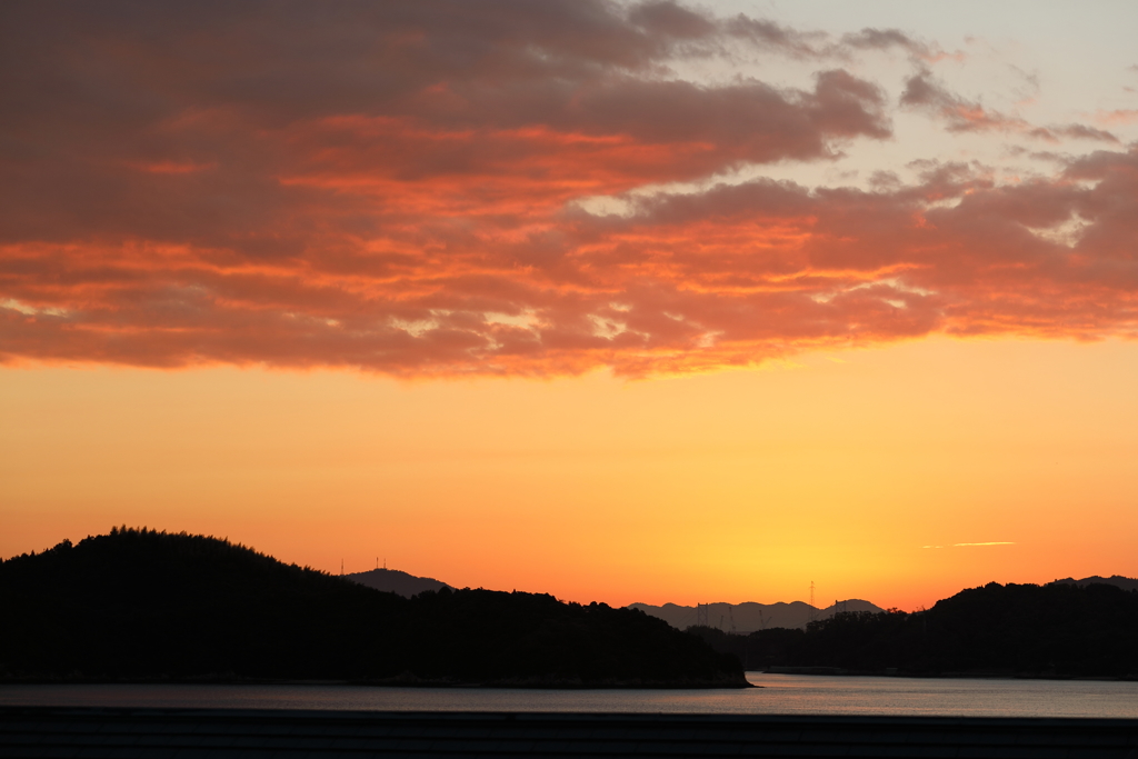 瀬戸内の夜明け(1) 458 170929