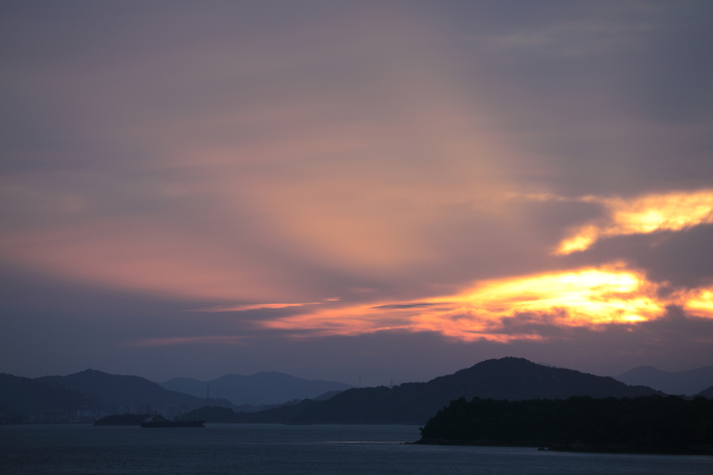 瀬戸内の夜明け(1) 180503-269