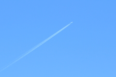 飛行機雲 15.11.15 飛行機雲 15.11.15
